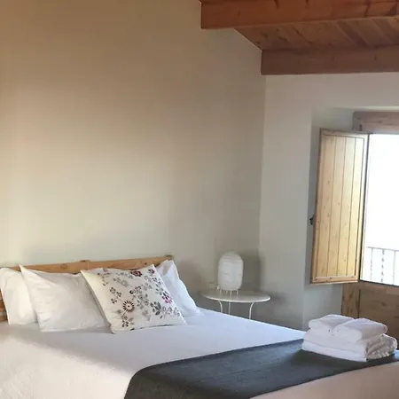 Santuario De Bellmunt Herberg San Pedro de Torelló